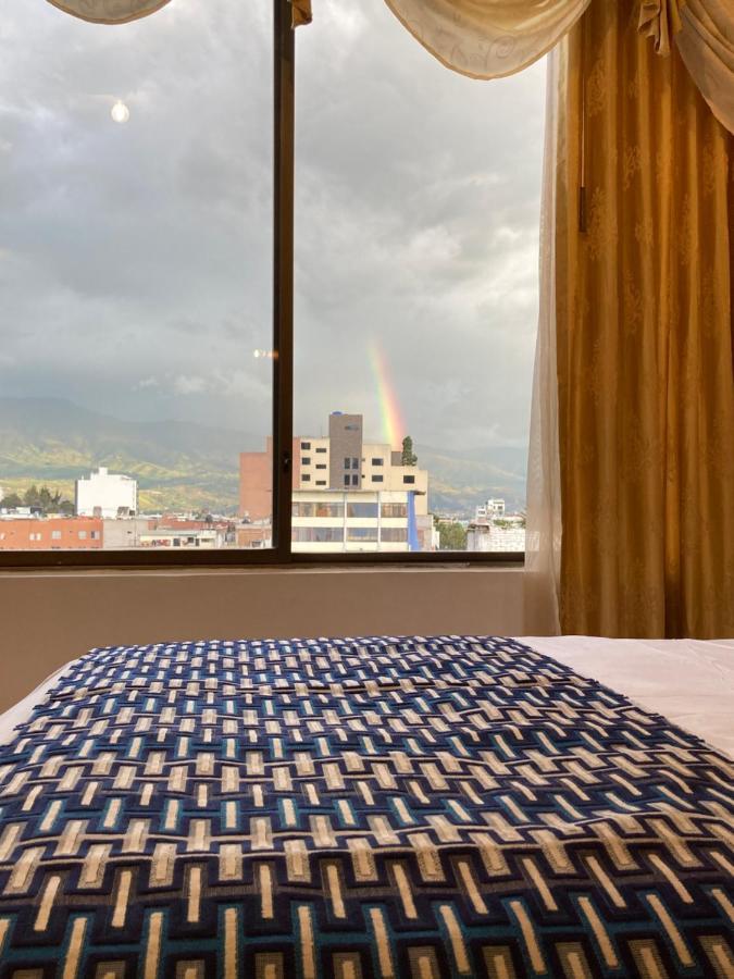 Hotel El Cisne Riobamba Exterior foto